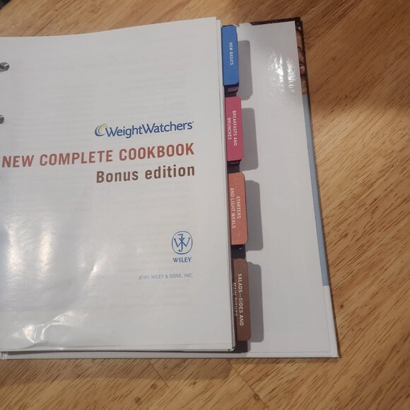 Weight Watchers New Complete Bonus Edition Binder Ring-Bound National Bestseller - Picture 6 of 7